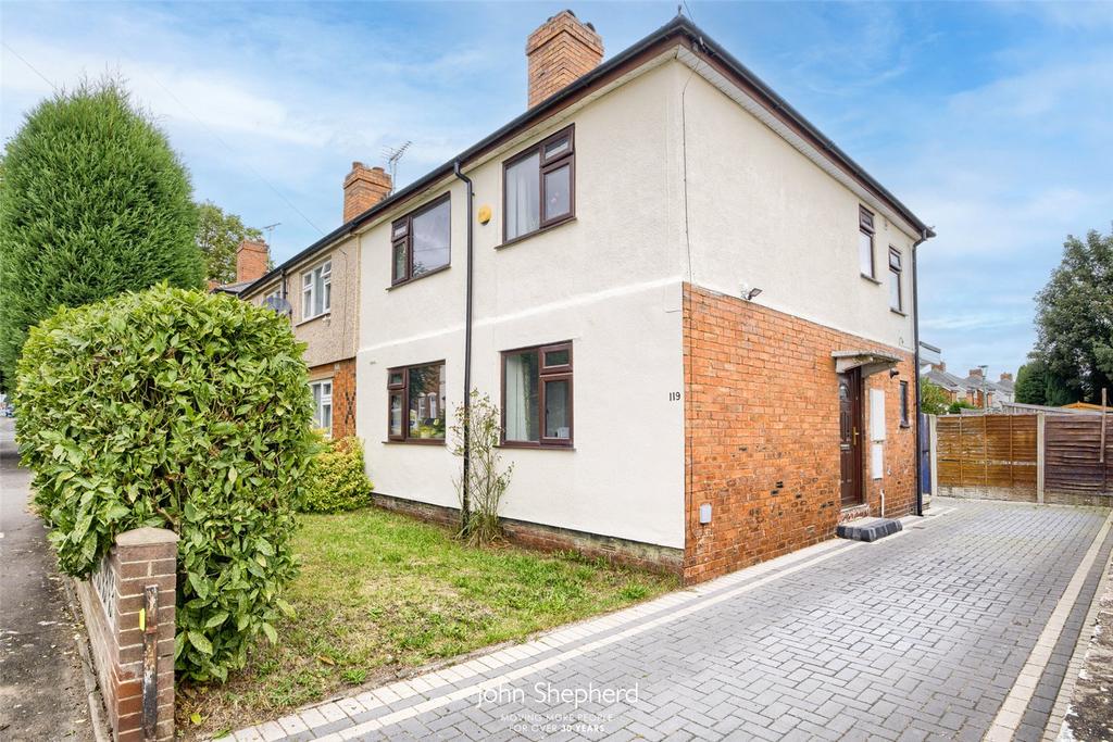 St. Johns Road, Cannock, Staffordshire, WS11 3 bed semidetached house