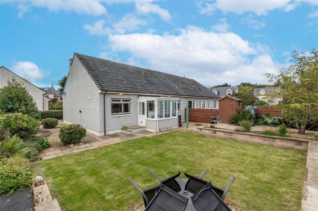 Croft Square, West Linton, Scottish Borders, EH46 2 bed bungalow for sale £275,000
