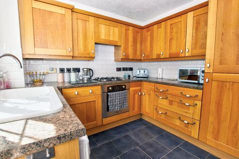 3 bedroom semi-detached house for sale - Clanfield, Waterlooville PO8