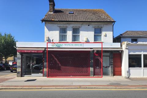 Shop to rent - Whitehorse Road, Croydon CR0
