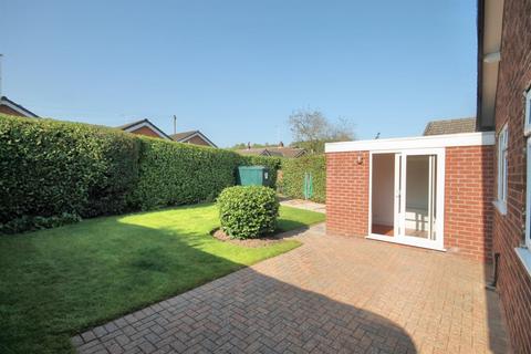 8 Ashdown Road, Ollerton, Knutsford, WA16 8RT