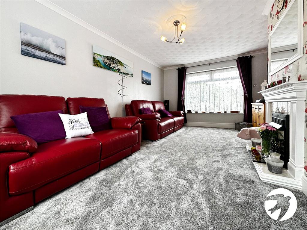 Bligh Way, Strood, Kent, ME2 3 bed semidetached house for sale £300,000