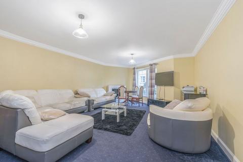 2 bedroom flat to rent, Caledonian Crescent, Dalry, Edinburgh, EH11