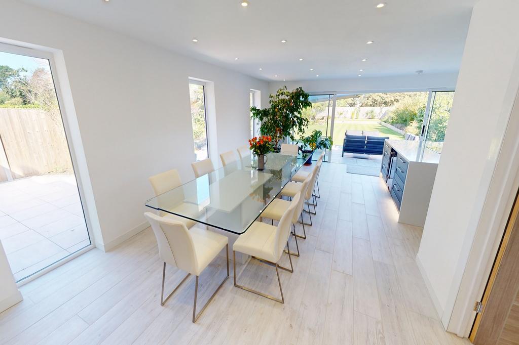 Dining  area