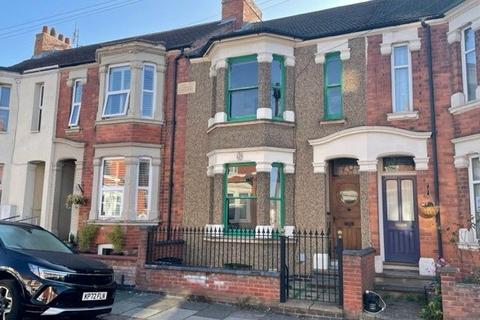 70 Cecil Road, Northampton, NN2 6PQ
