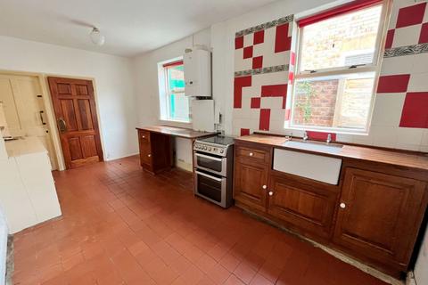70 Cecil Road, Northampton, NN2 6PQ