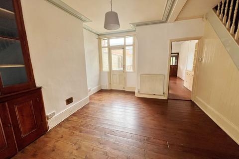 70 Cecil Road, Northampton, NN2 6PQ