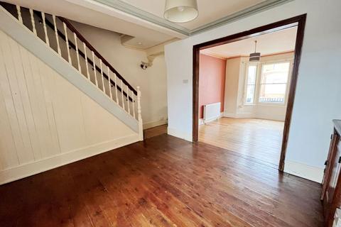 70 Cecil Road, Northampton, NN2 6PQ
