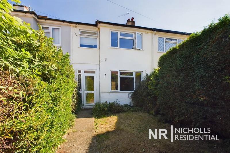 Roebuck Road, Chessington, Surrey. KT9 3 bed terraced house for sale
