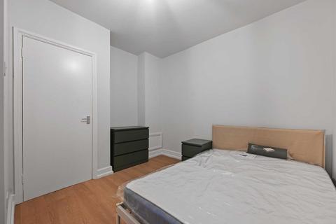 2 bedroom flat to rent, Richmond Way, West Kensington, London W12 8LN