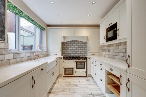 4 bedroom detached house to rent, Bernards Hill, Bridgnorth, Shropshire, WV15