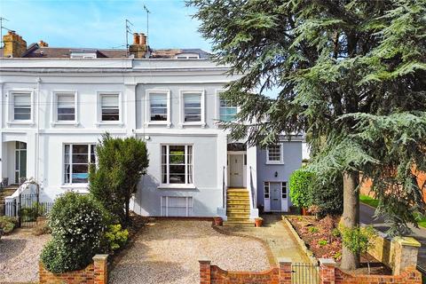 6 bedroom end of terrace house for sale, Painswick Road, Cheltenham, Gloucestershire, GL50