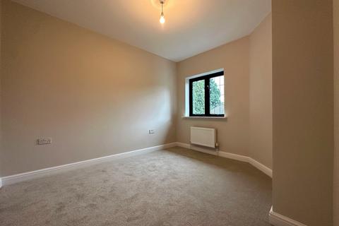 4 bedroom townhouse to rent, Woodridge Close, The Ridgeway, Bracknell, Berkshire, RG12