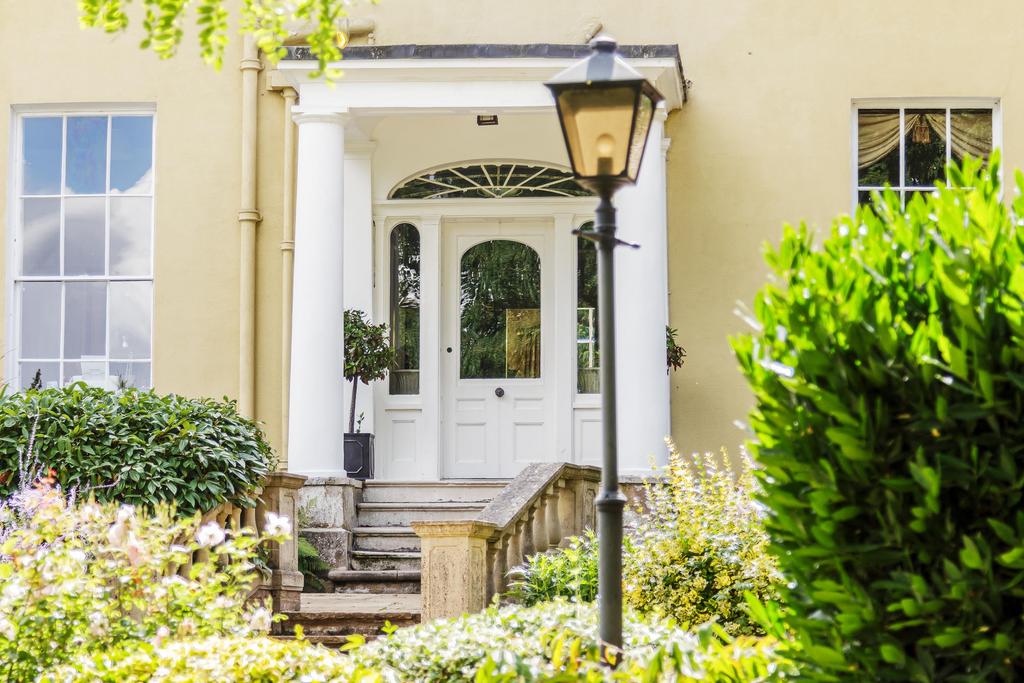 Pennis Lane, Fawkham, Kent, DA3 4 bed detached house for sale £2,095,000