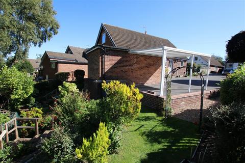 4 bedroom detached house for sale, Greenside, Denby Dale