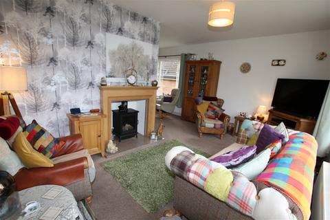 4 bedroom detached house for sale, Greenside, Denby Dale