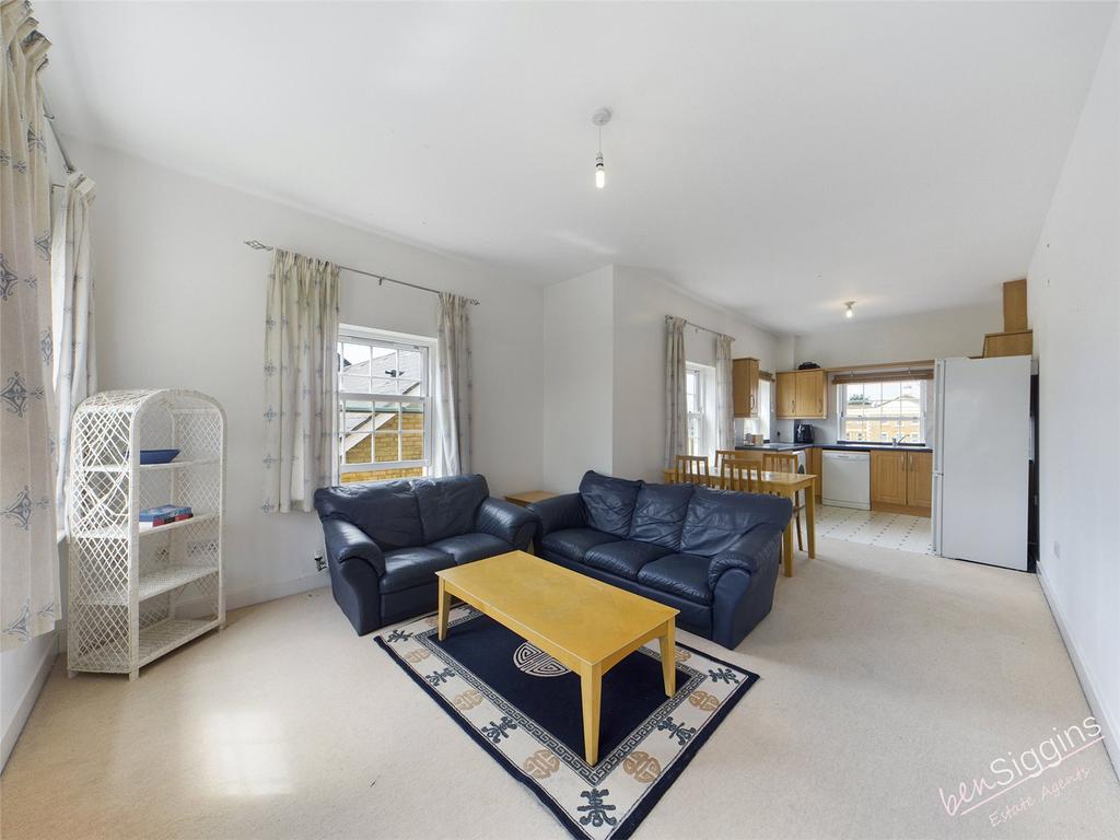 Stockbury House, Marigold Way... 2 bed flat £1,195 pcm (£276 pw)