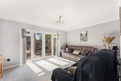 60 Winifred Street, Woolwich, London, E16 2HX