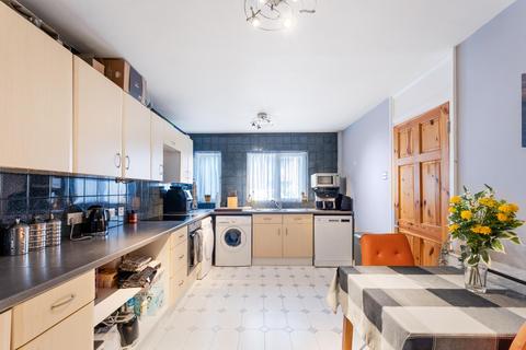 60 Winifred Street, Woolwich, London, E16 2HX