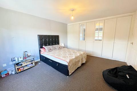 4 bedroom detached house for sale, Blackcarr Road, Manchester M23