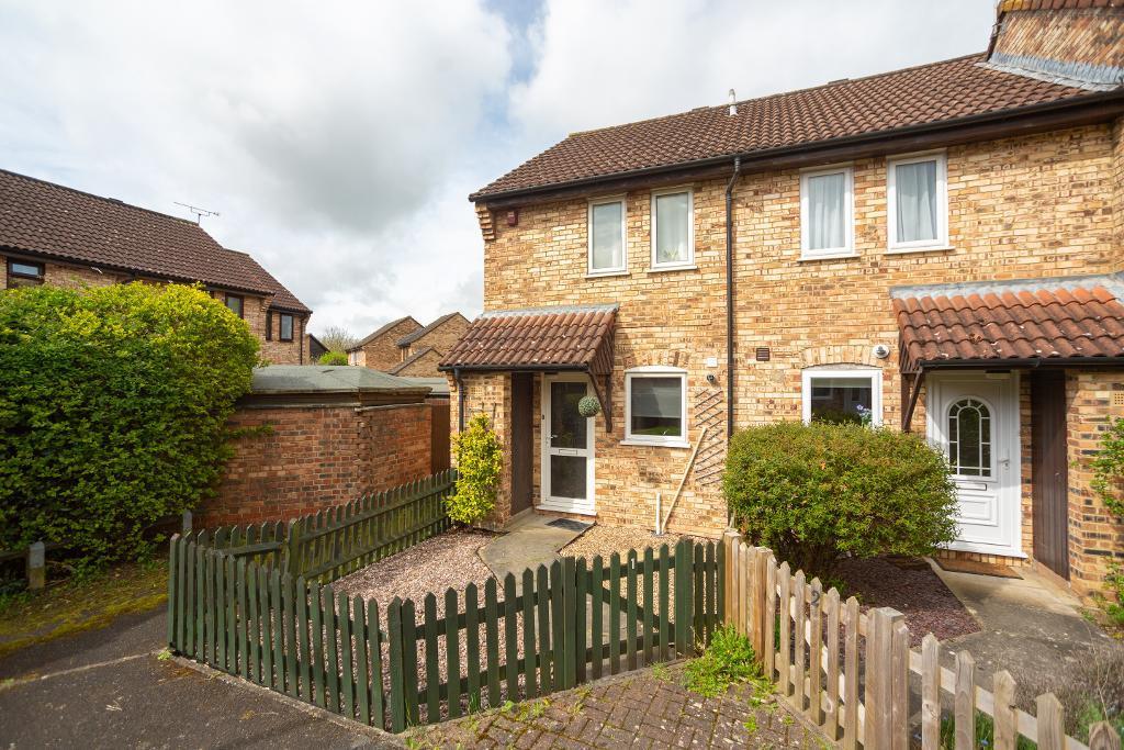 Heron Walk, Singleton, Ashford, Kent, TN23 2 bed end of terrace house for sale £260,000