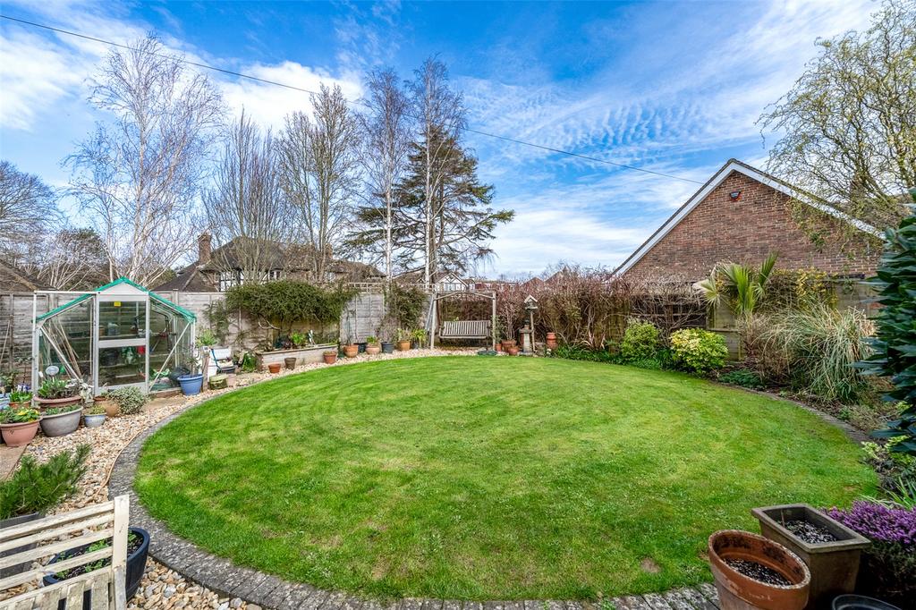 Ferring Lane, Ferring, Worthing, West... 3 bed bungalow for sale £550,000