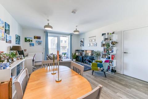 Flat 6, Lambourne House Apple Yard, London, SE20 8FU