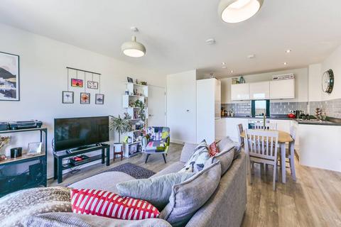 Flat 6, Lambourne House Apple Yard, London, SE20 8FU