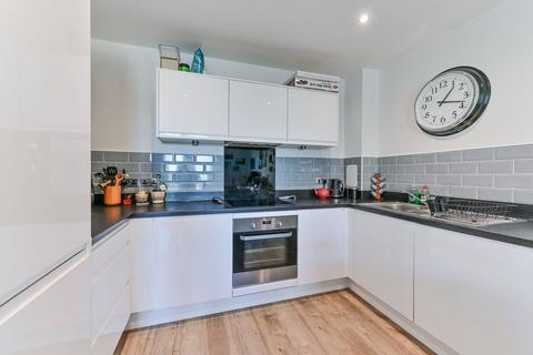 Flat 6, Lambourne House Apple Yard, London, SE20 8FU