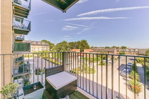 Flat 6, Lambourne House Apple Yard, London, SE20 8FU