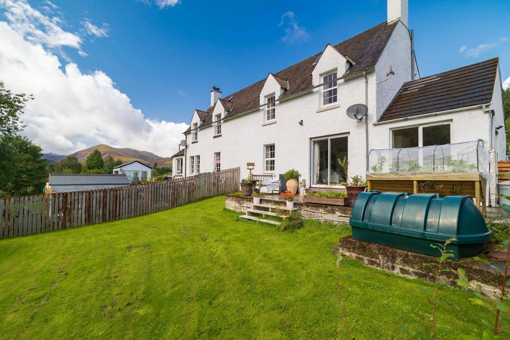 5 Achlorachan, Strathconon, Muir of Ord, IV6 7QQ 2 bed semidetached