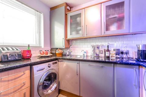 49 Catherall Road, London, N5 2LE