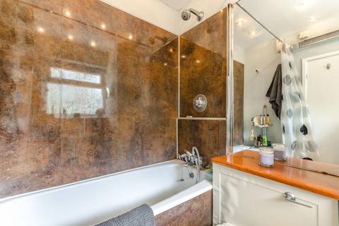 49 Catherall Road, London, N5 2LE