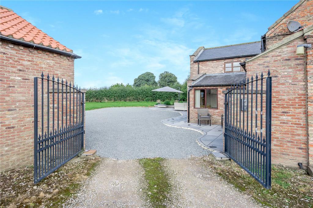 Private Entrance