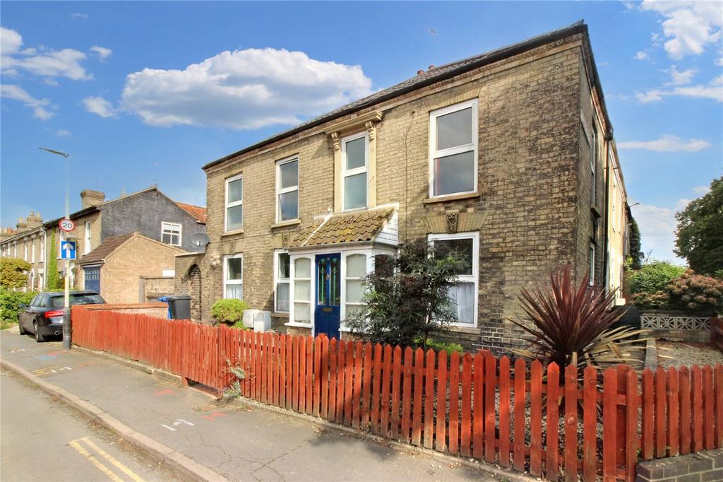 Trinity Street, Norwich, Norfolk, NR2 2 bed end of terrace house for