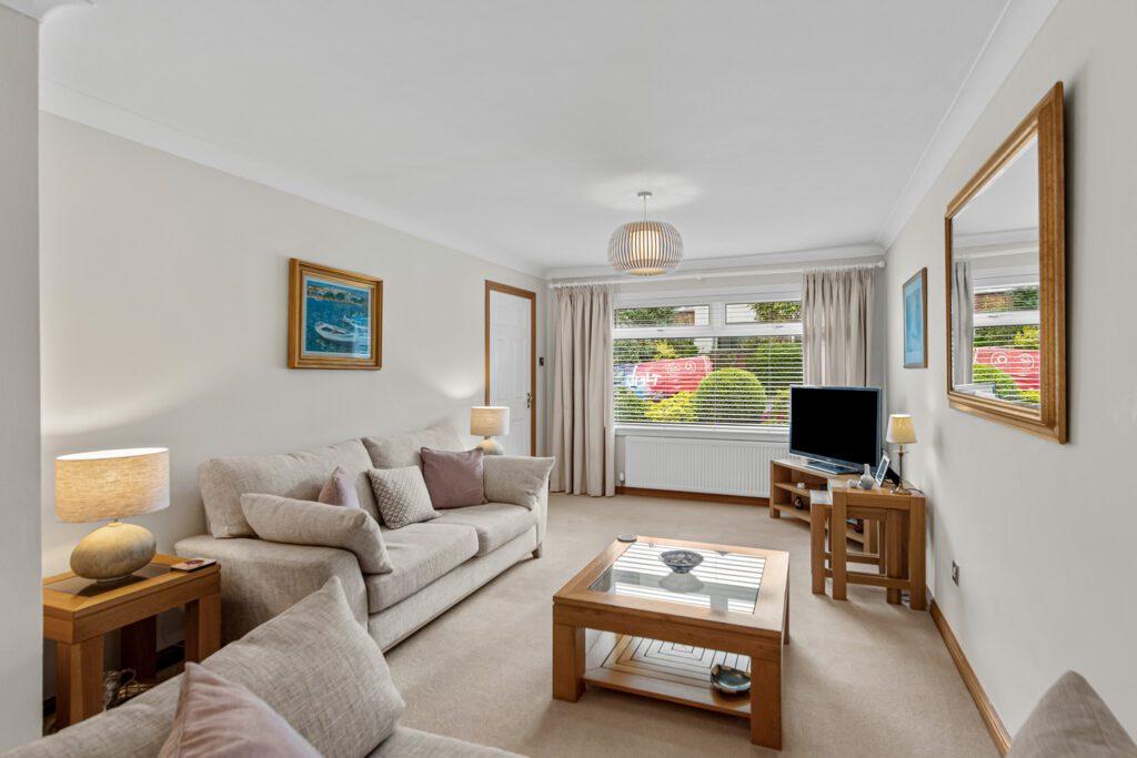 Priory Road, Linlithgow, EH49 3 bed semidetached house £299,000