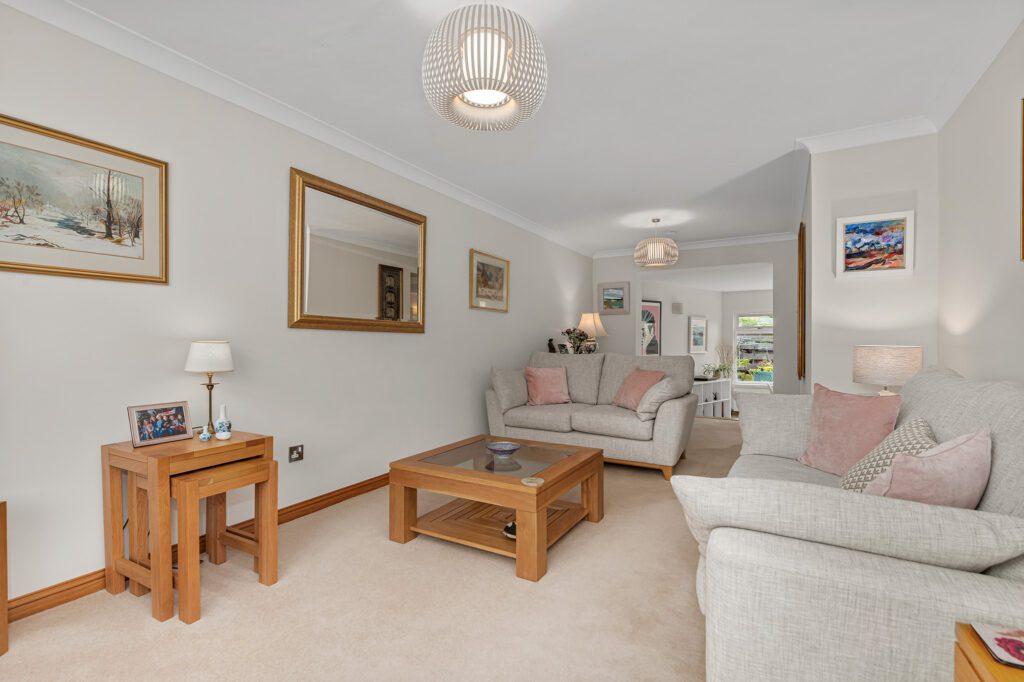 Priory Road, Linlithgow, EH49 3 bed semidetached house for sale £299,000