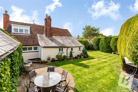 3 bedroom detached house for sale, Swan Lane, Kelvedon Hatch, Brentwood, Essex, CM15