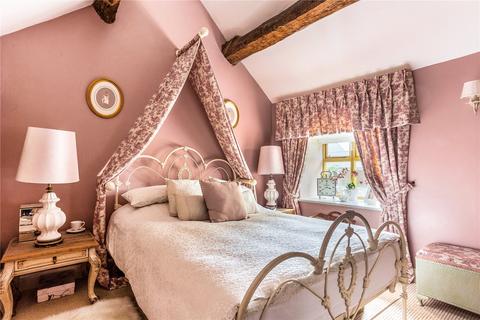 2 bedroom detached house to rent, Chapel Street, Stow on the Wold, Cheltenham, Gloucestershire, GL54