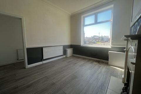 3 bedroom terraced house to rent, Poplar Street, Failsworth, Manchester