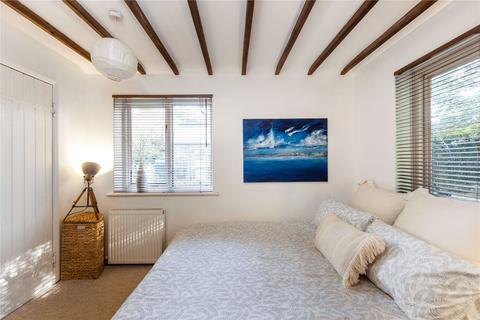 2, Springflower Cottages Broad Street Common, Guildford, GU3 3BL