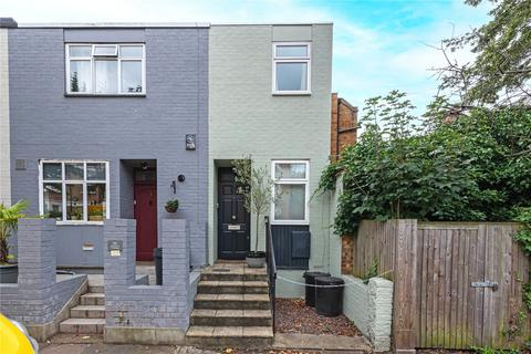 1a, Rushleigh, 32 Thurleigh Road, London, SW12 8UE
