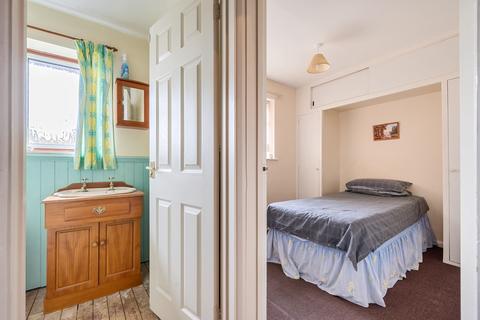 17 Daubigny Mead, Brize Norton, Carterton, OX18 3QE