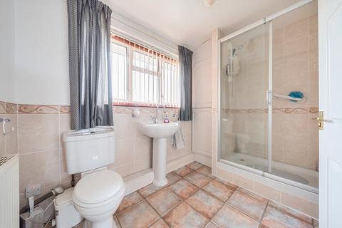 17 Daubigny Mead, Brize Norton, Carterton, OX18 3QE