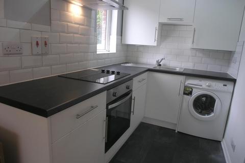 Studio to rent, Curie Gardens, Pasteur Close, London, NW9