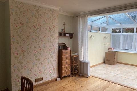 63 Colborne Way, Worcester Park, KT4 8LY