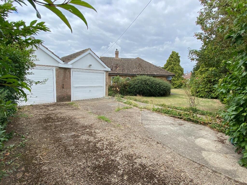 East Road, west mersea 4 bed bungalow for sale £695,000