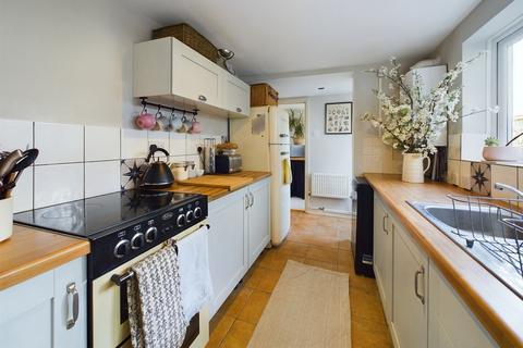 2 bedroom terraced house for sale, Vicarage Road, Thetford
