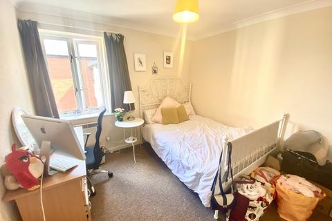 2 bedroom flat to rent, River Meadows, Water Lane