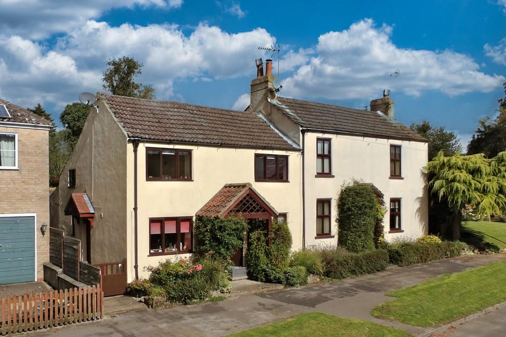 Millington, York 3 bed semidetached house for sale £335,000